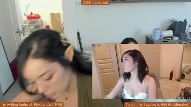 Gallery image thumbnail from Nami_'s myfreecams stream on, 07/03/2025, 08:25 image 4 of 20