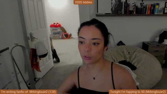 Gallery image thumbnail from Nami_'s myfreecams stream on, 09/08/2025, 05:45 image 5 of 20