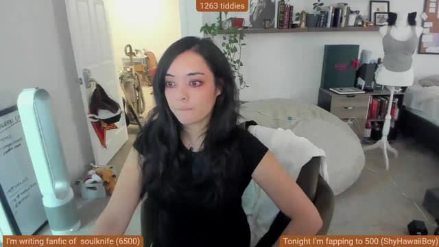 Gallery image thumbnail from Nami_'s myfreecams stream on, 11/15/2025, 17:20 image 8 of 20