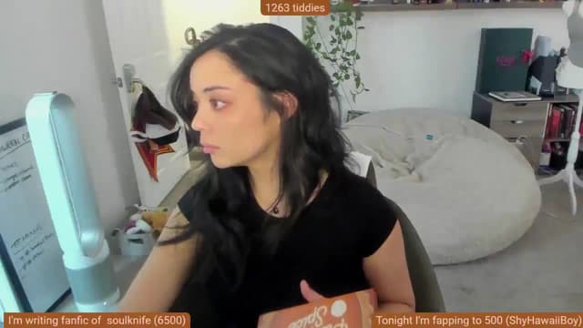 Gallery image thumbnail from Nami_'s myfreecams stream on, 11/15/2025, 17:20 image 6 of 20