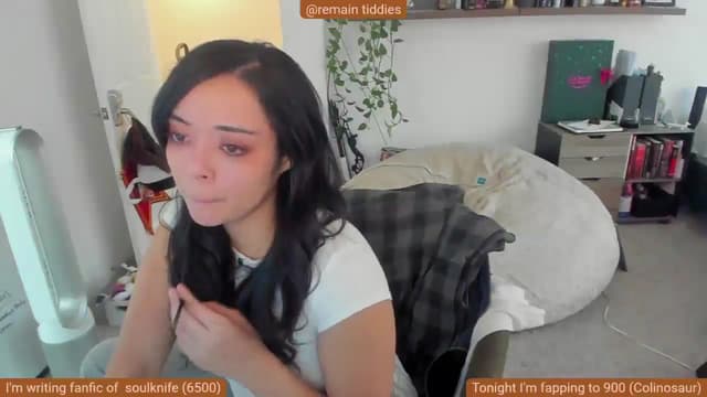 Gallery image thumbnail from Nami_'s myfreecams stream on, 11/15/2025, 21:22 image 8 of 20