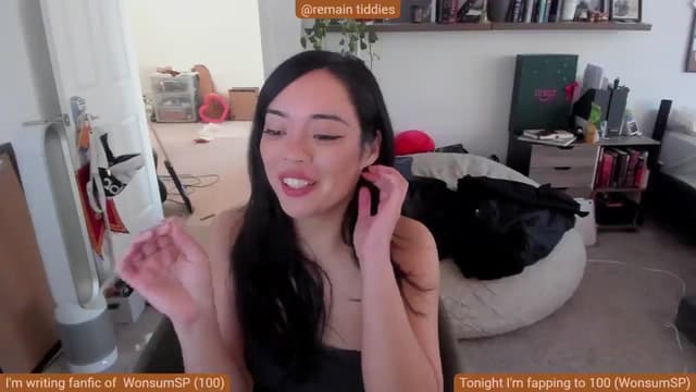 Gallery image thumbnail from Nami_'s myfreecams stream on, 12/01/2025, 18:17 image 14 of 20