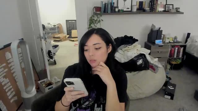 Gallery image thumbnail from Nami_'s myfreecams stream on, 01/17/2026, 15:19 image 13 of 20