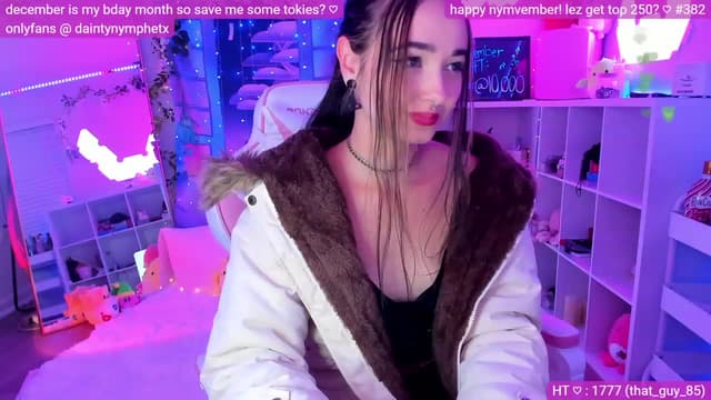 Gallery image thumbnail from Nym_x's myfreecams stream on, 11/20/2022, 04:34 image 1 of 20