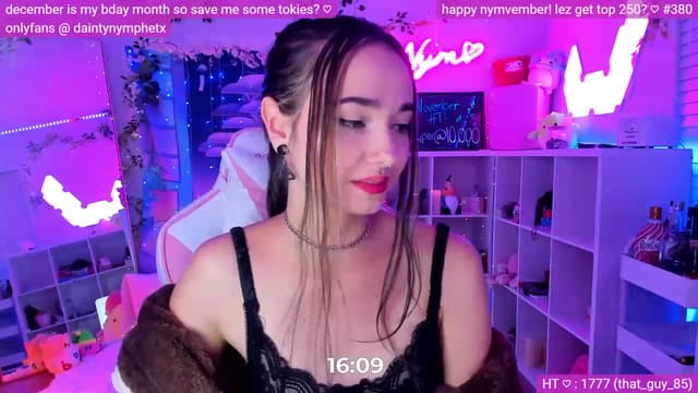 Gallery image thumbnail from Nym_x's myfreecams stream on, 11/20/2022, 04:34 image 15 of 20