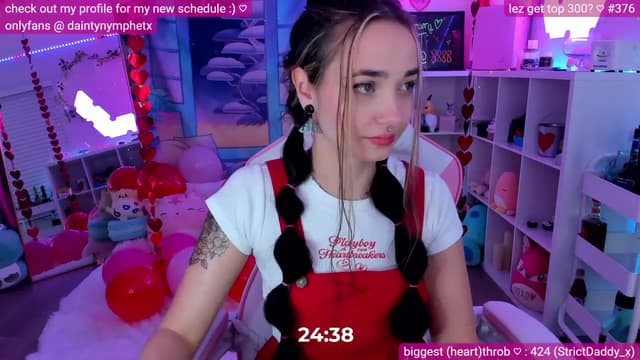 Gallery image thumbnail from Nym_x's myfreecams stream on, 02/19/2023, 03:34 image 10 of 20