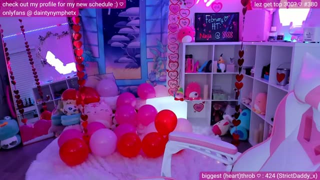 Gallery image thumbnail from Nym_x's myfreecams stream on, 02/19/2023, 03:34 image 2 of 20