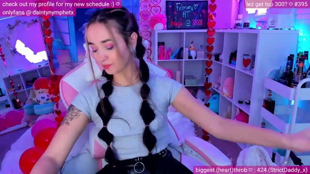 Gallery image thumbnail from Nym_x's myfreecams stream on, 02/20/2023, 05:21 image 6 of 20