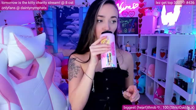 Gallery image thumbnail from Nym_x's myfreecams stream on, 02/25/2023, 05:18 image 6 of 20