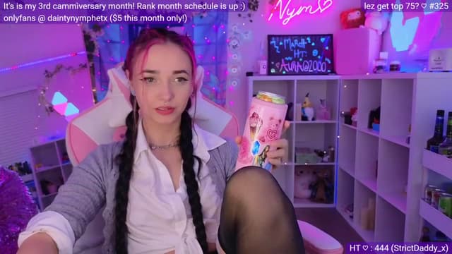 Gallery image thumbnail from Nym_x's myfreecams stream on, 03/04/2023, 05:27 image 11 of 20