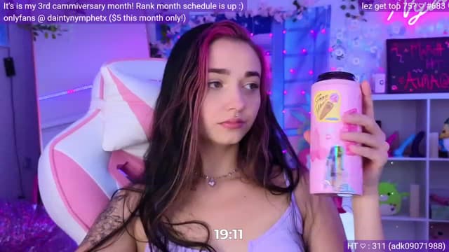 Gallery image thumbnail from Nym_x's myfreecams stream on, 03/08/2023, 05:06 image 9 of 20