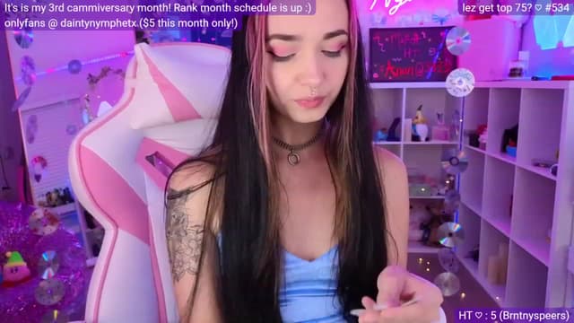 Gallery image thumbnail from Nym_x's myfreecams stream on, 03/17/2023, 02:45 image 14 of 20