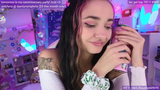 Gallery image thumbnail from Nym_x's myfreecams stream on, 03/18/2023, 04:07 image 9 of 20