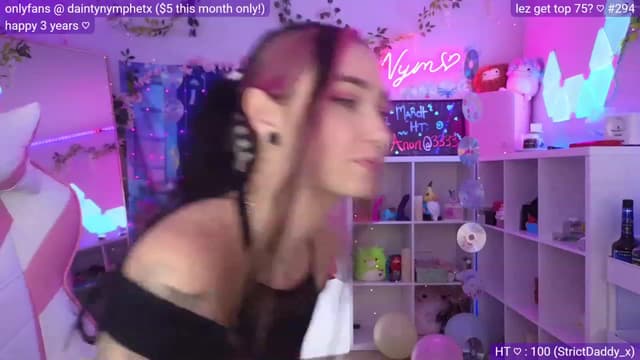 Gallery image thumbnail from Nym_x's myfreecams stream on, 03/20/2023, 02:43 image 15 of 20
