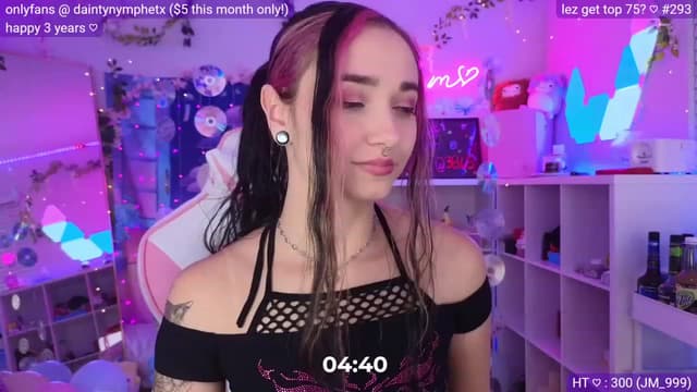Gallery image thumbnail from Nym_x's myfreecams stream on, 03/20/2023, 04:14 image 3 of 20