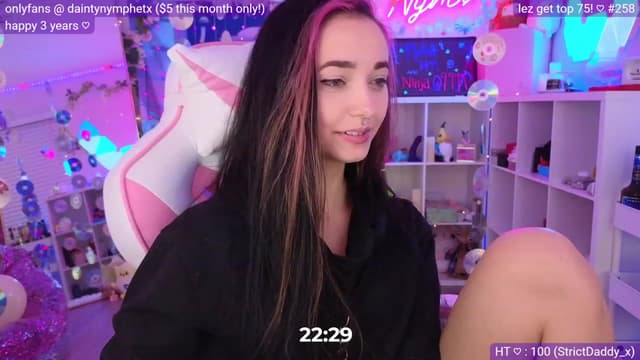 Gallery image thumbnail from Nym_x's myfreecams stream on, 03/31/2023, 03:14 image 9 of 20