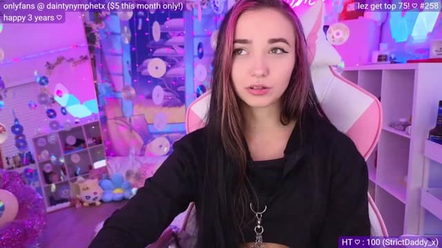 Gallery image thumbnail from Nym_x's myfreecams stream on, 03/31/2023, 03:14 image 4 of 20