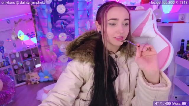 Gallery image thumbnail from Nym_x's myfreecams stream on, 04/02/2023, 04:09 image 3 of 20
