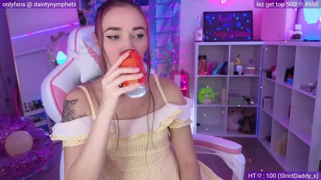 Gallery image thumbnail from Nym_x's myfreecams stream on, 04/13/2023, 03:51 image 9 of 20