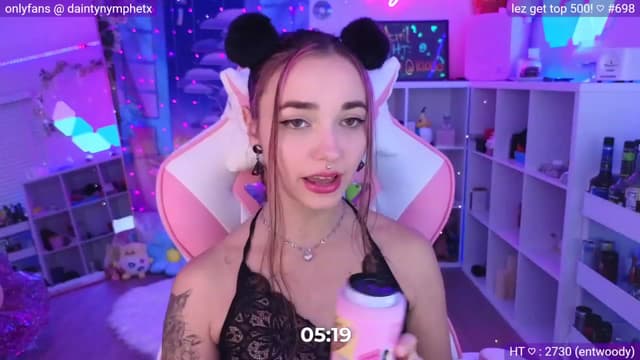 Gallery image thumbnail from Nym_x's myfreecams stream on, 04/21/2023, 04:33 image 3 of 20