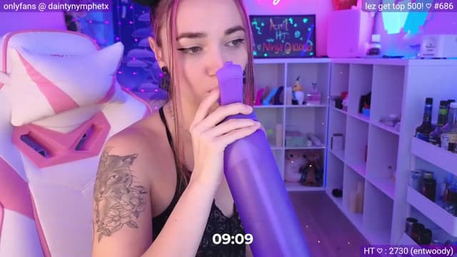 Gallery image thumbnail from Nym_x's myfreecams stream on, 04/21/2023, 04:33 image 16 of 20