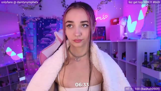 Gallery image thumbnail from Nym_x's myfreecams stream on, 04/23/2023, 02:28 image 12 of 20