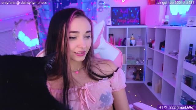 Gallery image thumbnail from Nym_x's myfreecams stream on, 04/29/2023, 03:19 image 11 of 20