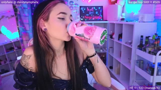 Gallery image thumbnail from Nym_x's myfreecams stream on, 04/30/2023, 03:11 image 8 of 20