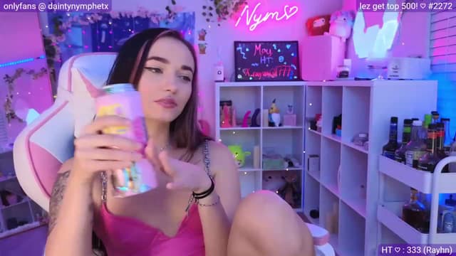 Gallery image thumbnail from Nym_x's myfreecams stream on, 05/05/2023, 05:05 image 10 of 20