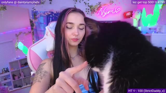 Gallery image thumbnail from Nym_x's myfreecams stream on, 05/19/2023, 04:07 image 1 of 20