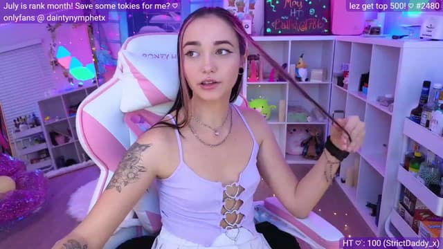 Gallery image thumbnail from Nym_x's myfreecams stream on, 06/02/2023, 03:09 image 10 of 20