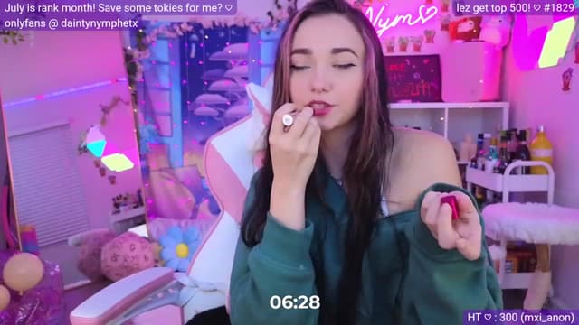 Gallery image thumbnail from Nym_x's myfreecams stream on, 06/09/2023, 04:05 image 18 of 20