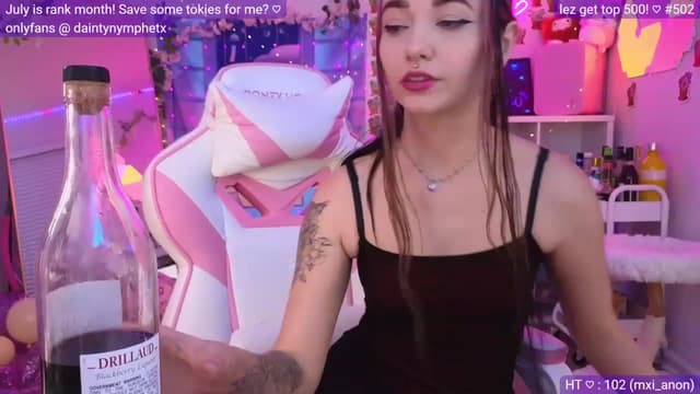 Gallery image thumbnail from Nym_x's myfreecams stream on, 06/11/2023, 03:51 image 15 of 20