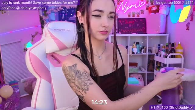 Gallery image thumbnail from Nym_x's myfreecams stream on, 06/11/2023, 03:51 image 9 of 20