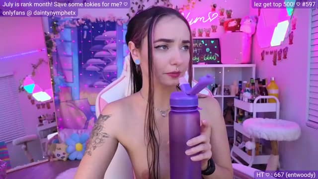 Gallery image thumbnail from Nym_x's myfreecams stream on, 06/15/2023, 04:33 image 17 of 20