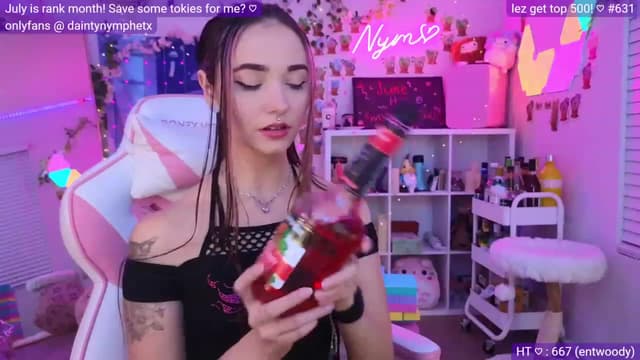 Gallery image thumbnail from Nym_x's myfreecams stream on, 06/15/2023, 04:33 image 11 of 20