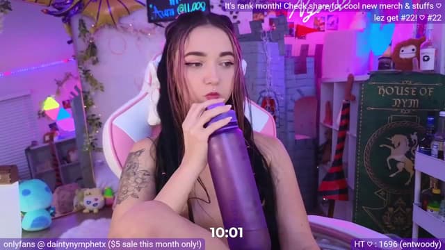 Gallery image thumbnail from Nym_x's myfreecams stream on, 07/05/2023, 04:50 image 2 of 20