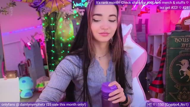 Gallery image thumbnail from Nym_x's myfreecams stream on, 07/10/2023, 03:44 image 8 of 20