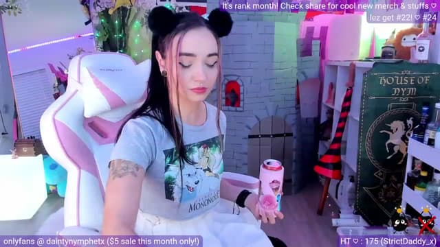 Gallery image thumbnail from Nym_x's myfreecams stream on, 07/13/2023, 02:50 image 16 of 20
