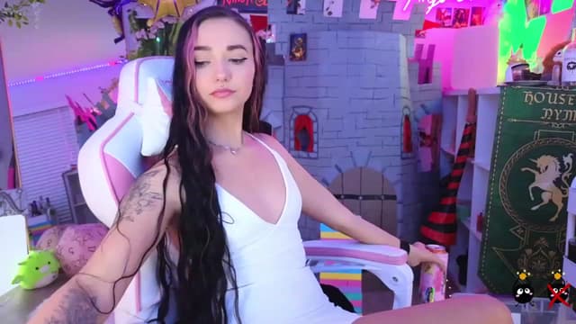 Gallery image thumbnail from Nym_x's myfreecams stream on, 07/27/2023, 01:55 image 17 of 20