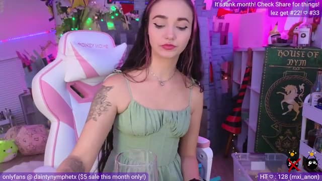 Gallery image thumbnail from Nym_x's myfreecams stream on, 07/28/2023, 05:10 image 4 of 20