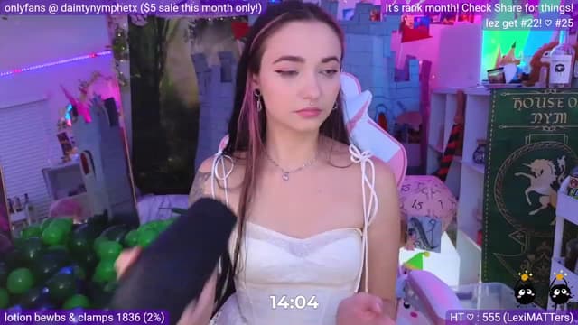 Gallery image thumbnail from Nym_x's myfreecams stream on, 08/01/2023, 03:06 image 14 of 20