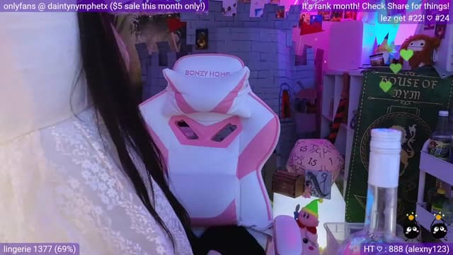 Gallery image thumbnail from Nym_x's myfreecams stream on, 08/01/2023, 04:22 image 3 of 20