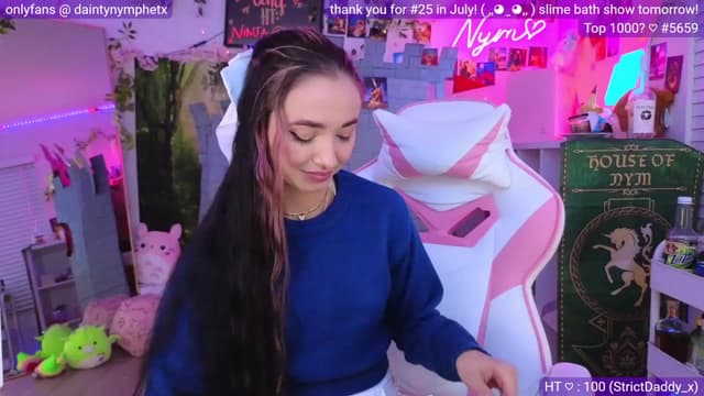 Gallery image thumbnail from Nym_x's myfreecams stream on, 08/19/2023, 03:02 image 8 of 20