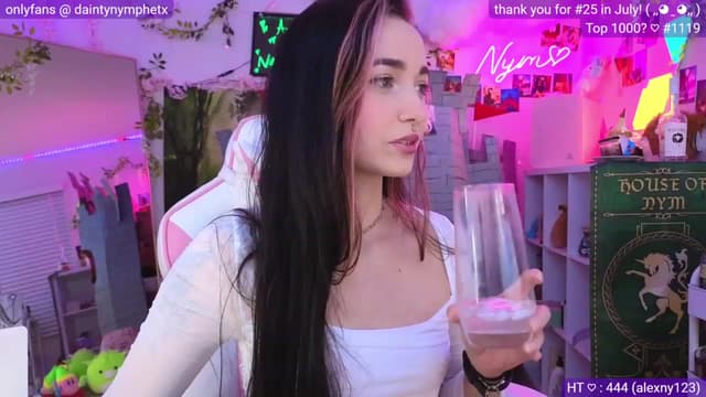 Gallery image thumbnail from Nym_x's myfreecams stream on, 08/31/2023, 04:17 image 11 of 20