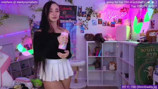 Gallery image thumbnail from Nym_x's myfreecams stream on, 09/28/2023, 03:10 image 10 of 20