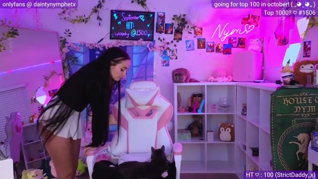Gallery image thumbnail from Nym_x's myfreecams stream on, 09/28/2023, 03:10 image 11 of 20