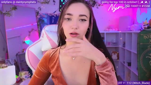 Gallery image thumbnail from Nym_x's myfreecams stream on, 10/01/2023, 05:03 image 17 of 20