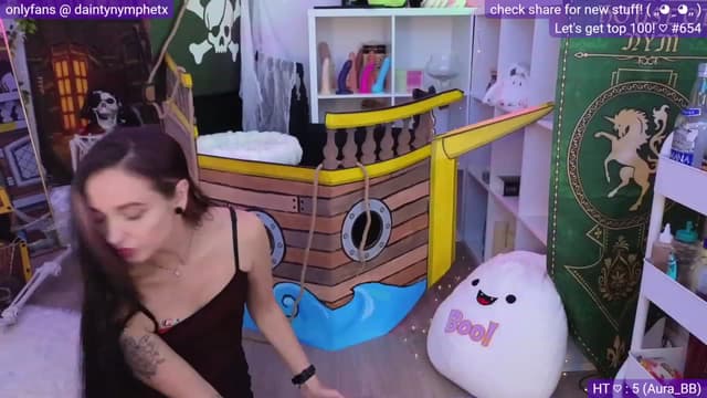 Gallery image thumbnail from Nym_x's myfreecams stream on, 10/05/2023, 04:02 image 1 of 20