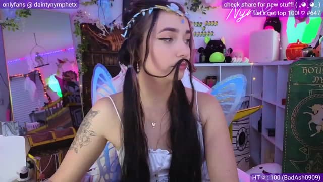 Gallery image thumbnail from Nym_x's myfreecams stream on, 10/11/2023, 02:15 image 19 of 20